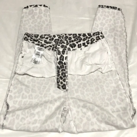 Good American Good Waist Jeans - Picture 9 of 11